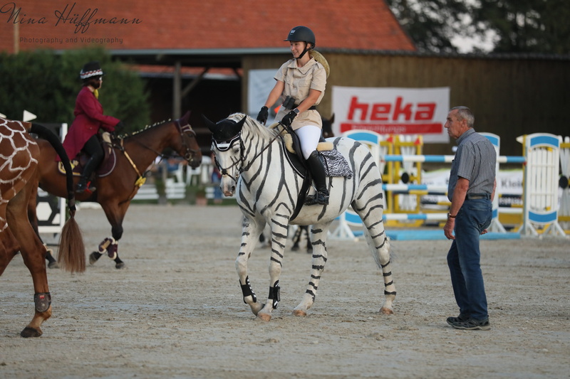 ninahueffmannfotografie_6E8A3880_S-mit-Logo-max.-800px-_cc256f9d_