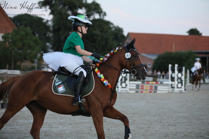 ninahueffmannfotografie_6E8A3901_S-mit-Logo-max.-800px-_9a030cfd_