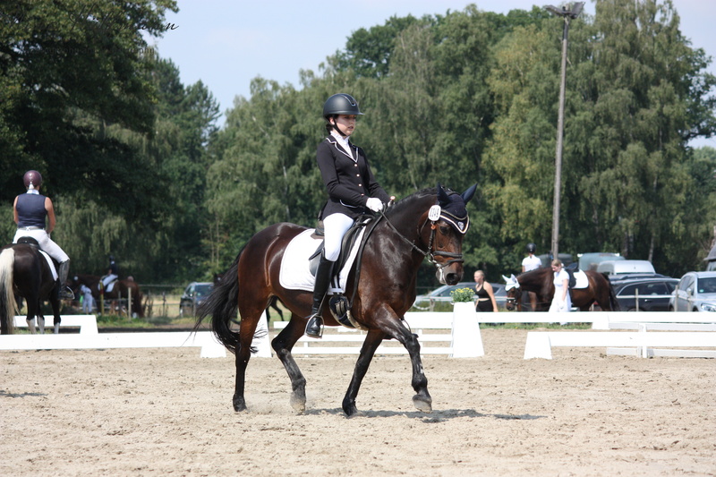 ninahueffmannfotografie_IMG_4311_S-mit-Logo-max.-800px-_6ff907bf_